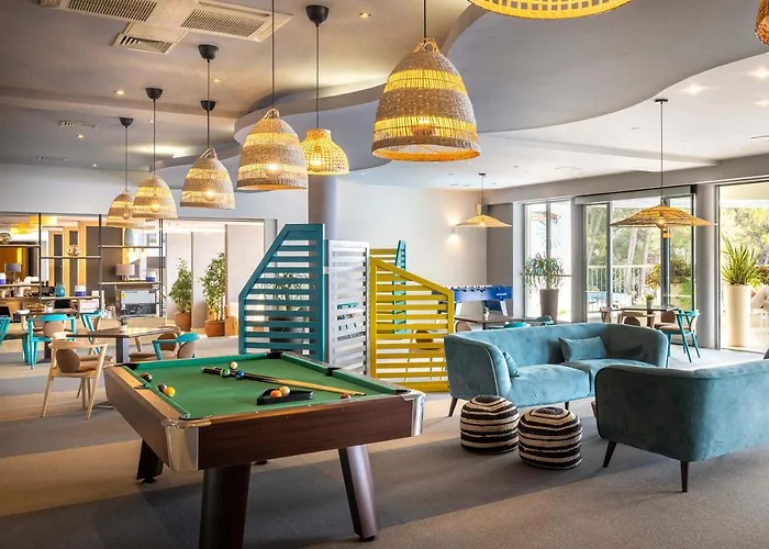 Hotel Sunny Krk By Valamar 3*