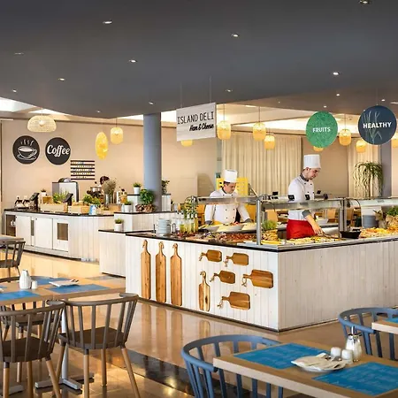 Sunny Krk By Valamar 酒店 3*