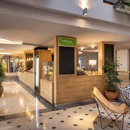 Sunny Krk By Valamar 3* 克尔克