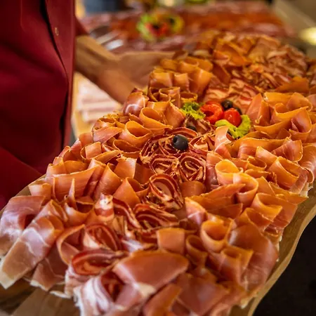 Sunny Krk By Valamar 酒店